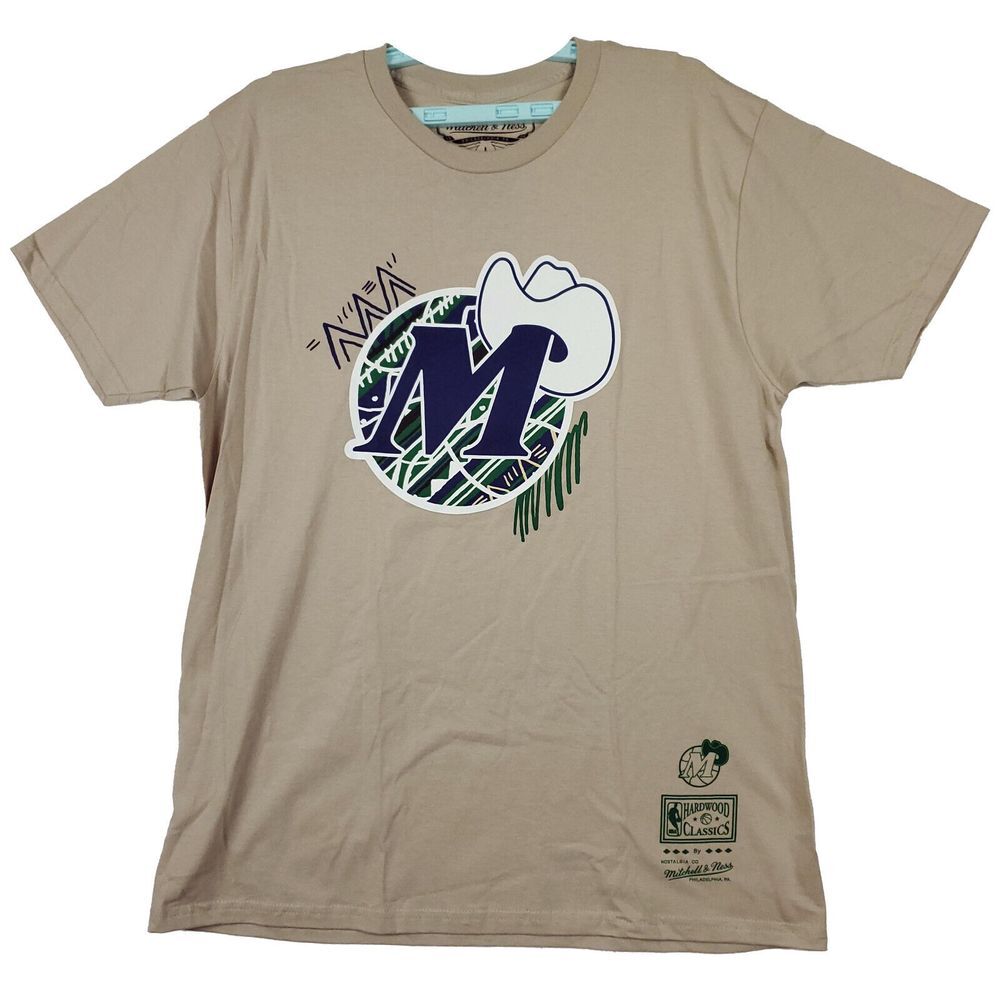 Dallas Mavs Mitchell & Ness NBA L Large Shirt Game Day Print Art Khaki NWT